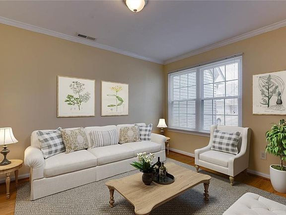 2nd image of 2825 Saville Garden Way