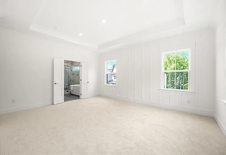 2815 Medford Dr — Photo 31