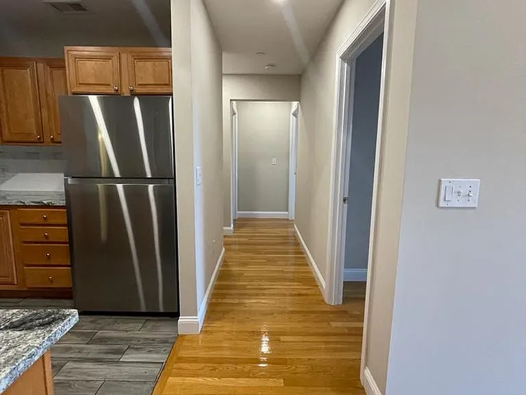 778 Main St — Photo 15