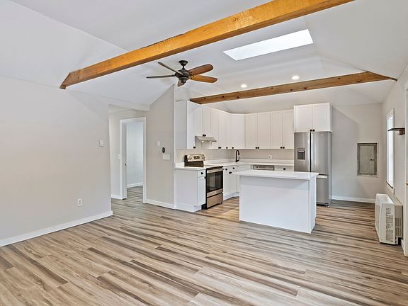 4th image of 134 Portland Ave #A