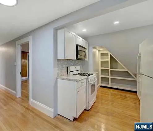 348 Orchard Ter #2 — Photo 6