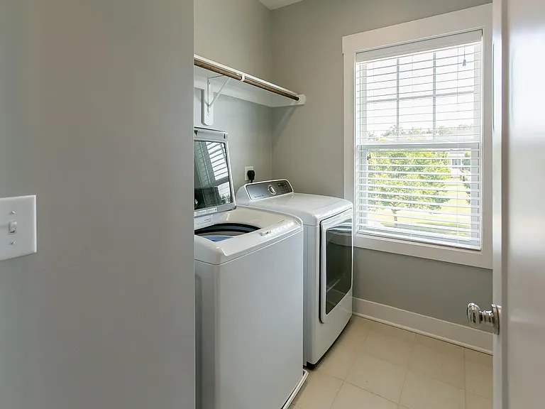 208 Tyner Loop Cir — Photo 13