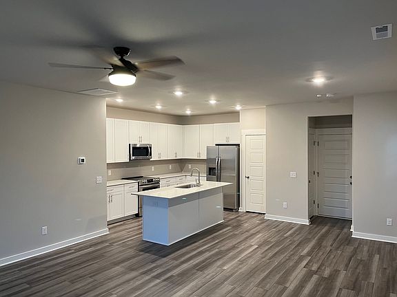 4th image of 2231 Hospitality Ln