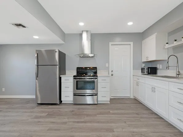 6357 Streamview Dr, San Diego, CA 92115