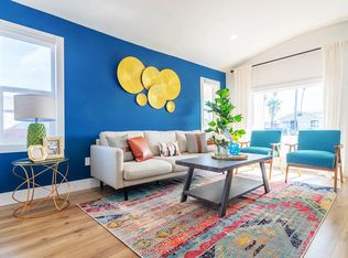 1439 W 95th St, Los Angeles, CA 90047