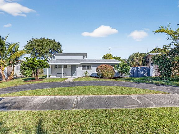 4th image of 379 NW 23rd Street