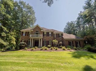 6 Winding Brook Dr, Saratoga Springs, NY 12866