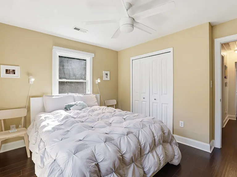 2508 Rozzelles Ferry Rd — Photo 5