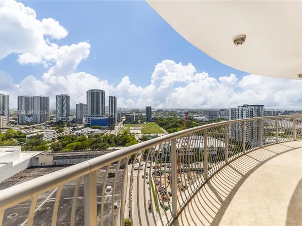 1750 N Bayshore Dr #2414, Miami, FL 33131