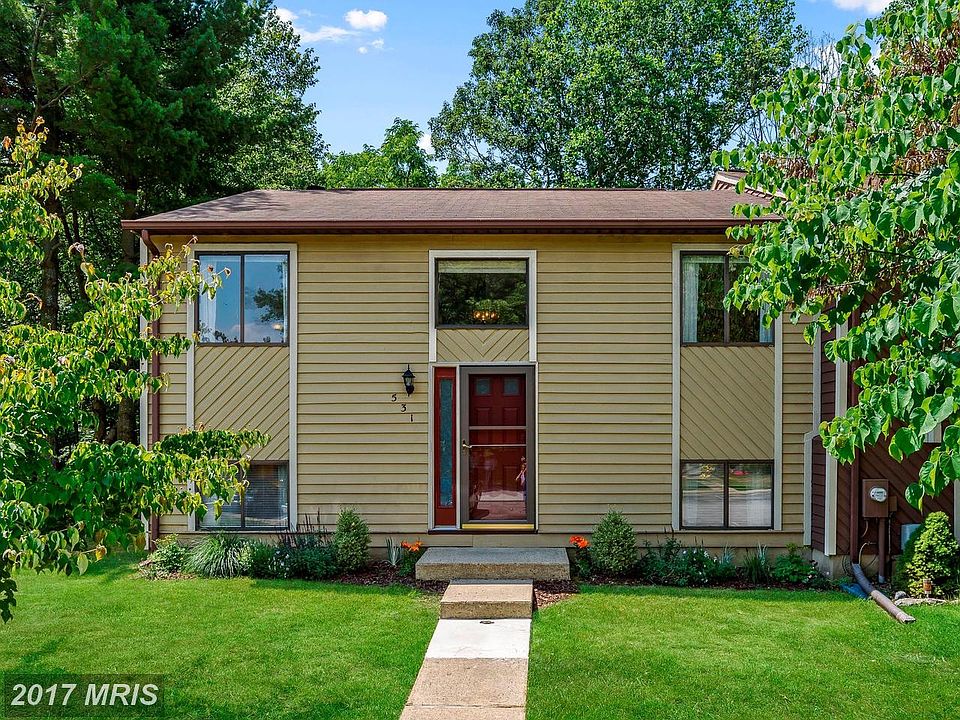 1st image of 531 Greenblades Ct