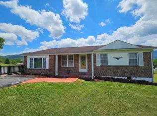 162 Cox St, North Tazewell, VA 24630
