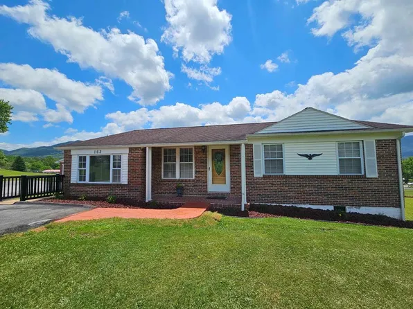 162 Cox St, North Tazewell, VA 24630