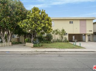 2038 S Holt Ave, Los Angeles, CA 90034