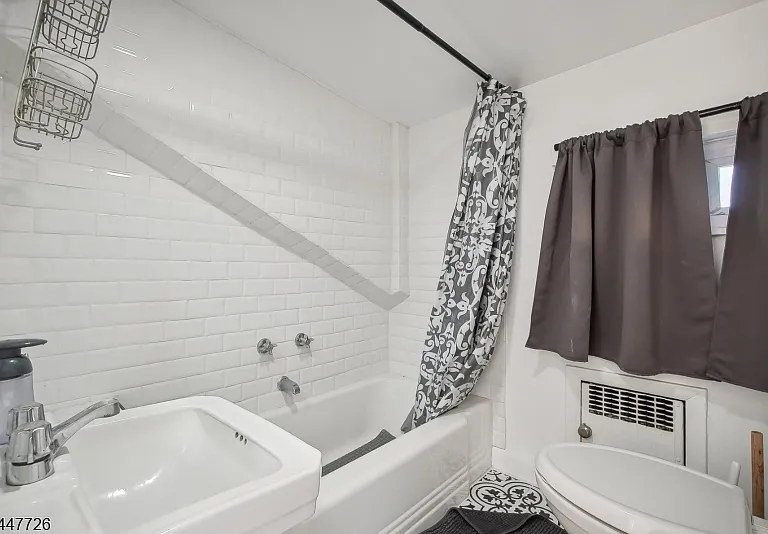82 Park Pl #2 — Photo 14