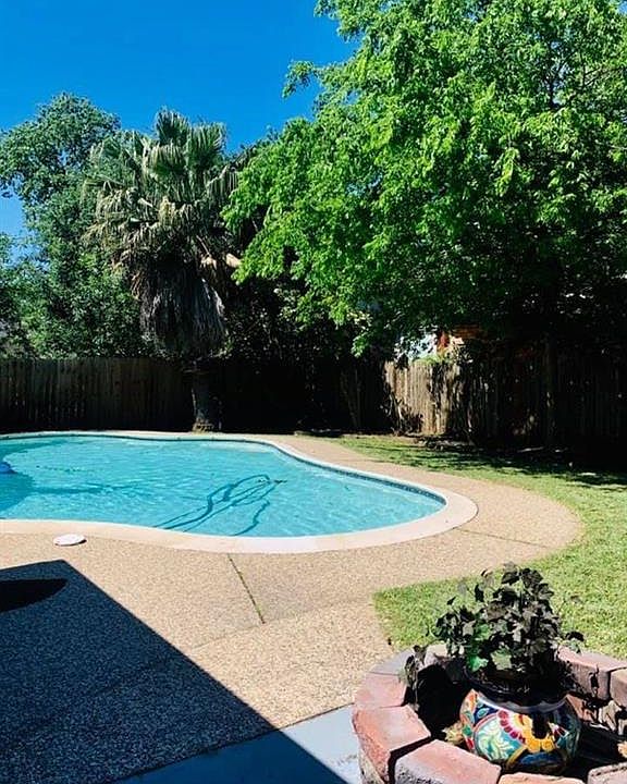 1st image of 22718 August Leaf Dr