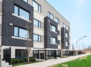 1135 Cooke Blvd #118, Burlington, ON L7T0C3