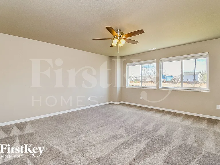 7687 Benecia Dr — Photo 6