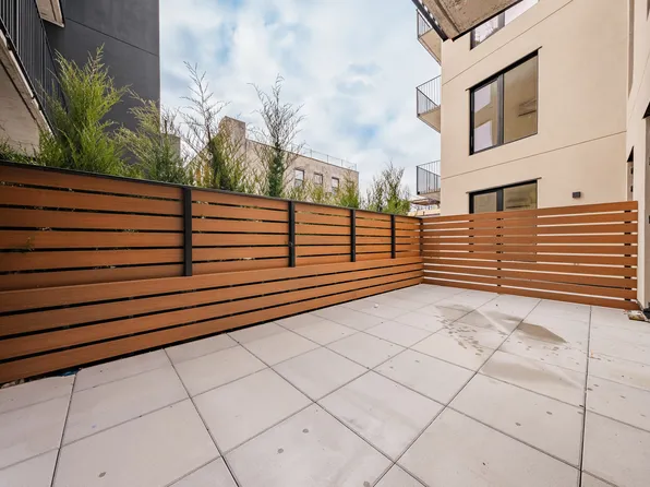 33 Franklin Street image 1 of 12