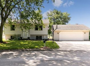 149 Lincoln Dr NE, Mount Vernon, IA 52314