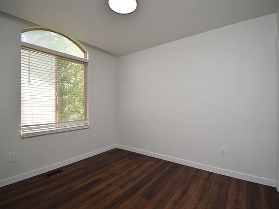 4th image of 7934 W Marwari Rd