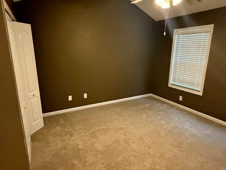2414 Suwanee Pointe Dr — Photo 51