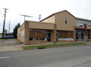 128 University Ave, Clarksville, TN 37040