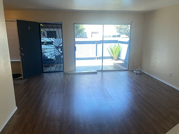 4th image of 412 N Alice Way Unit B