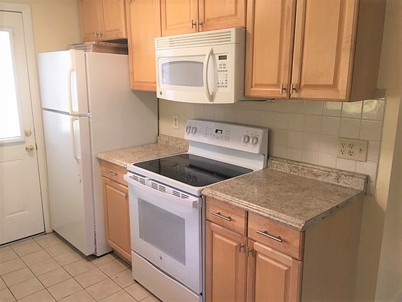 2nd image of 183 Wakefield Dr