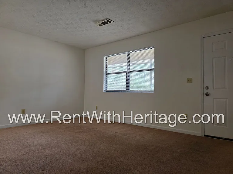 1750 Nutmeg St — Photo 4