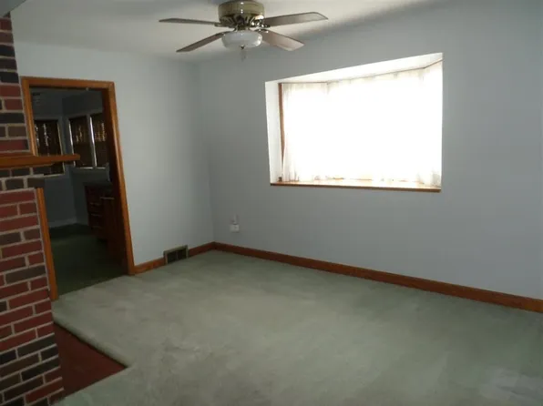 537 S High St, Harrisonburg, VA 22801