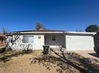 110 N 3rd St, Carlsbad, NM 88220