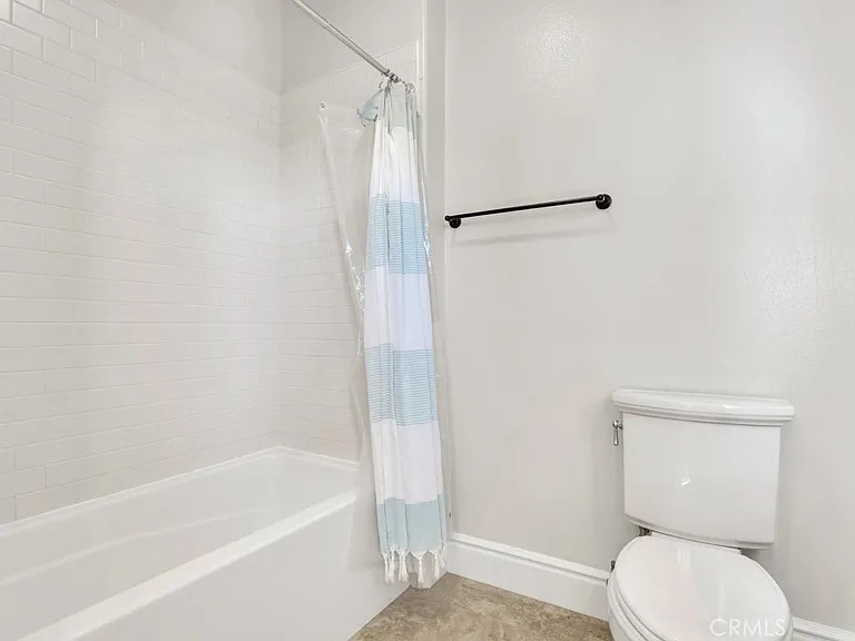 9611 Baden Ave — Photo 53