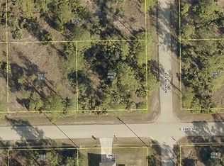 2805 E 23rd St, Alva, FL 33920