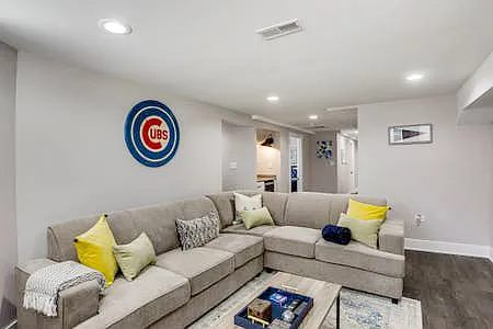 1610 W Waveland Ave #1 — Photo 5