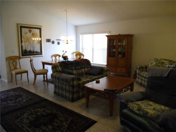 4th image of 713 Manchester Woods Dr #0