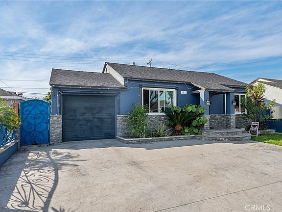 3rd image of 1037 S Tajauta Ave