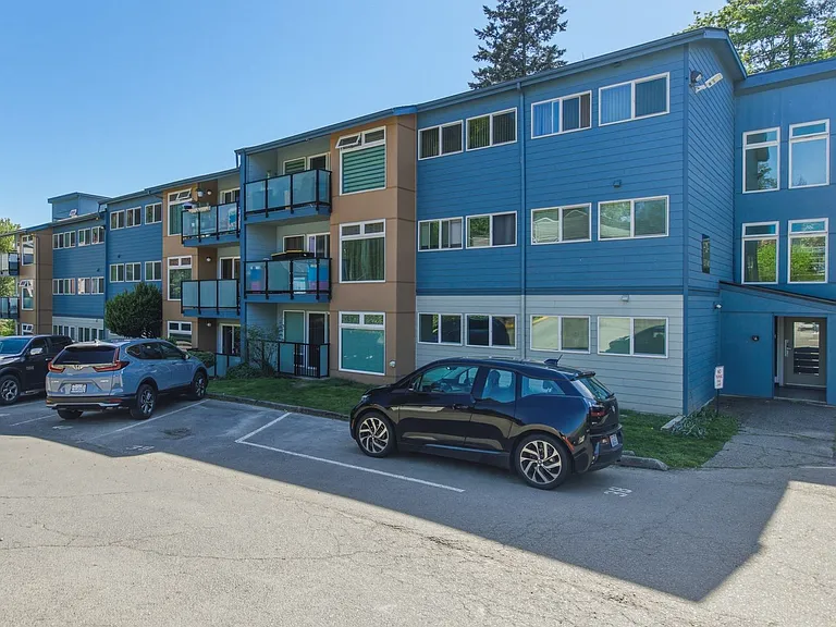 15142 65th Ave S #209 — Photo 3