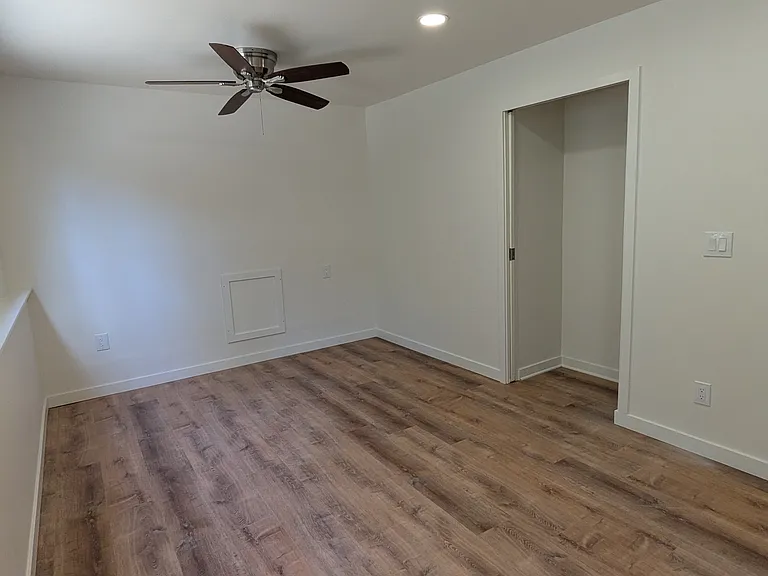 838 Plumosa Ave — Photo 2