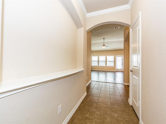 4th image of 11800 Summer Springs Dr