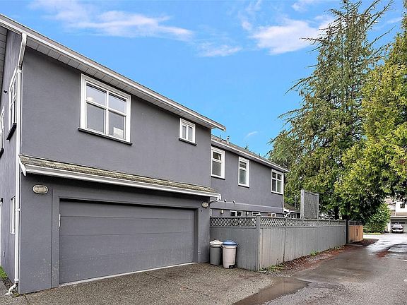 4th image of 2183 Foul Bay Rd