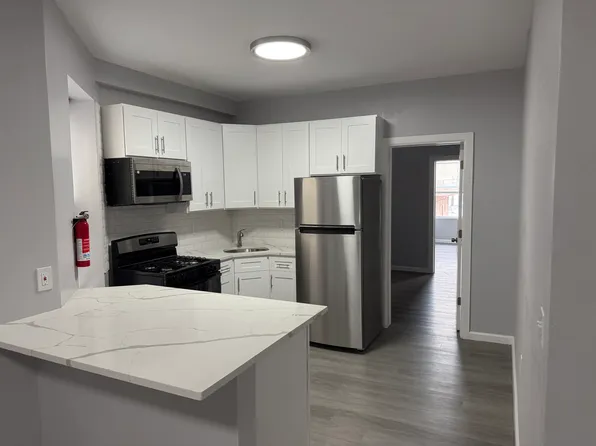 309 60th St #6, West New York, NJ 07093