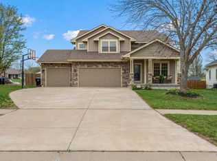 7621 SW 28th Ter, Topeka, KS 66614