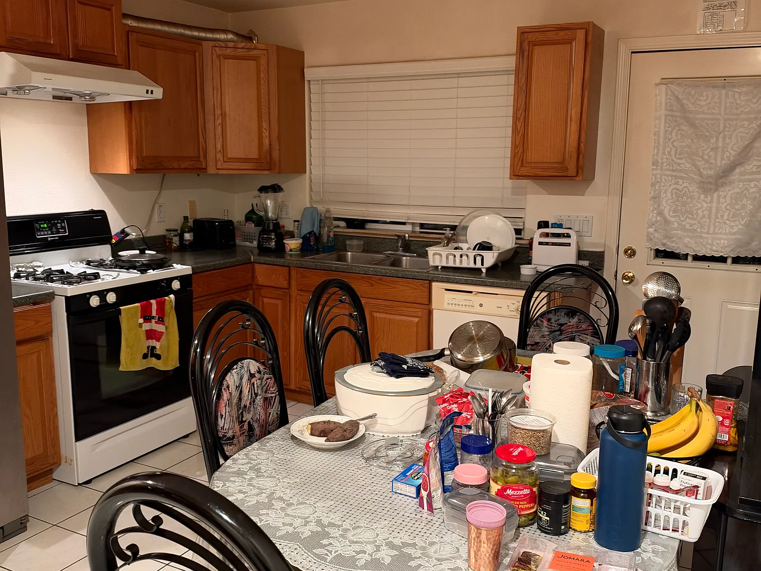 3 bed, 1000 sqft, $1,200 — Photo 4