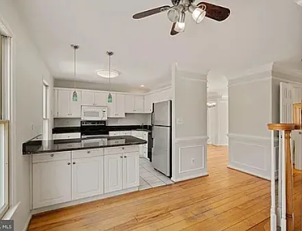 4 bed, 2040 sqft, $2,500 — Photo 2