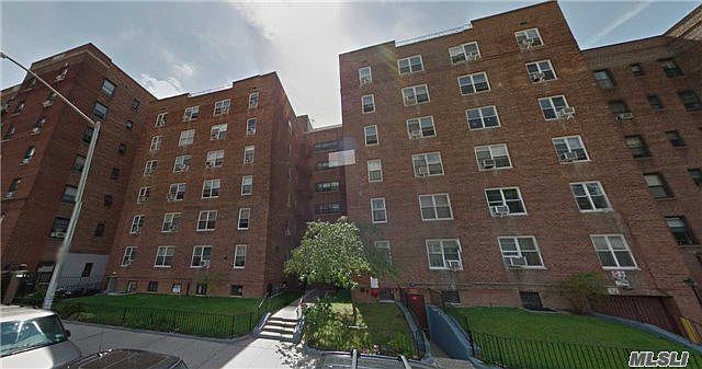 1st image of 6474 Saunders St #5F