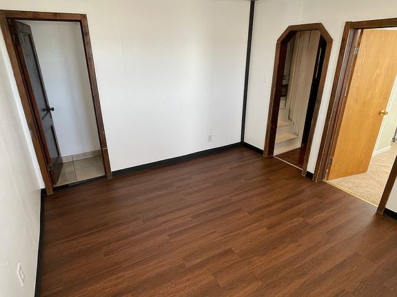2nd image of 104 E 23rd St APT 1