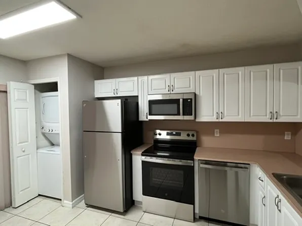 1300 SE 31st Ct, Homestead, FL