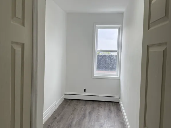 179 Ferry St Floor 3, Newark, NJ 07105