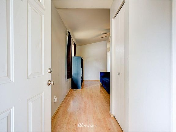 3rd image of 14900 44th Dr NE #164