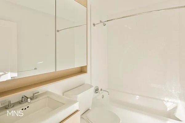 Rented by MNS Marketing | media 4